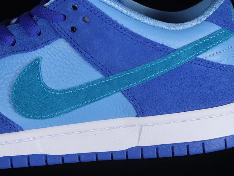 All categories Nk SB Dunk series Nk SB Dunk Low low-top sneakers M version pure original Nk SB Dunk Low Blue Raspberry blue raspberry SB low-top sports and leisure sneakers DM0807-400